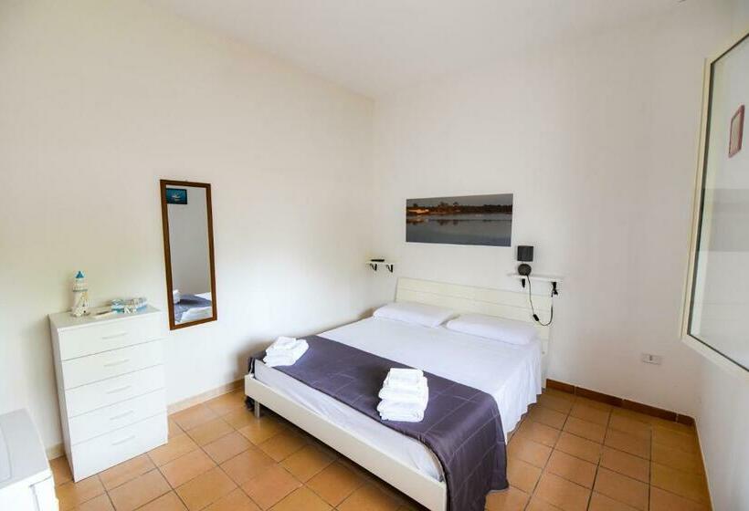 Номер Стандарт, B&b Macchia Mediterranea