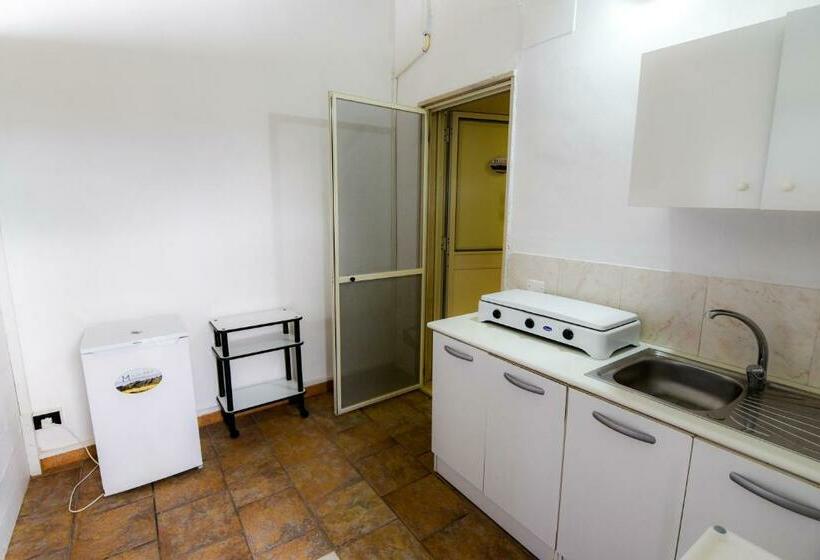 غرفة قياسية رباعية, B&b Macchia Mediterranea