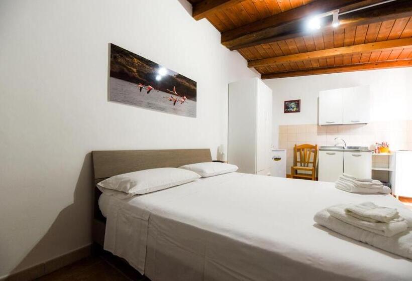 غرفة قياسية رباعية, B&b Macchia Mediterranea