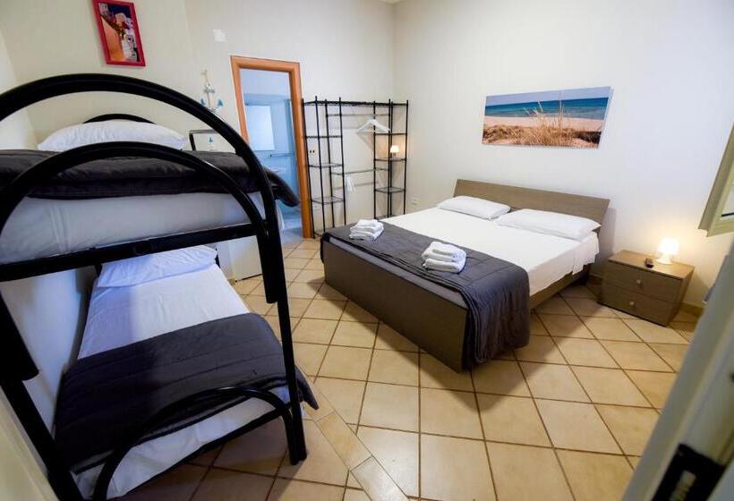 غرفة قياسية رباعية, B&b Macchia Mediterranea