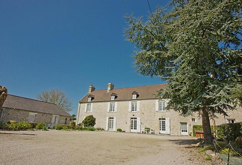 חדר סטנדרט לשלושה, Domaine Saint Hilaire