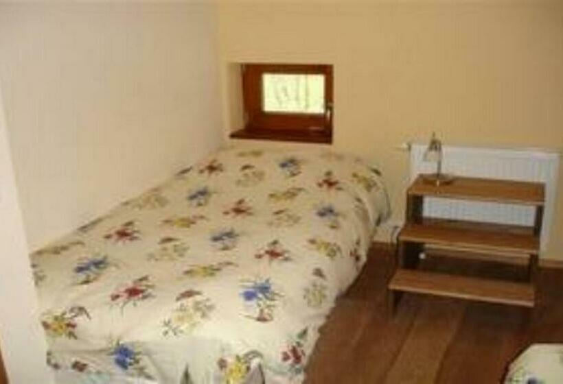 חדר סטנדרט לשלושה, Ferme Auberge Du Moulin Des Sept Fontaines