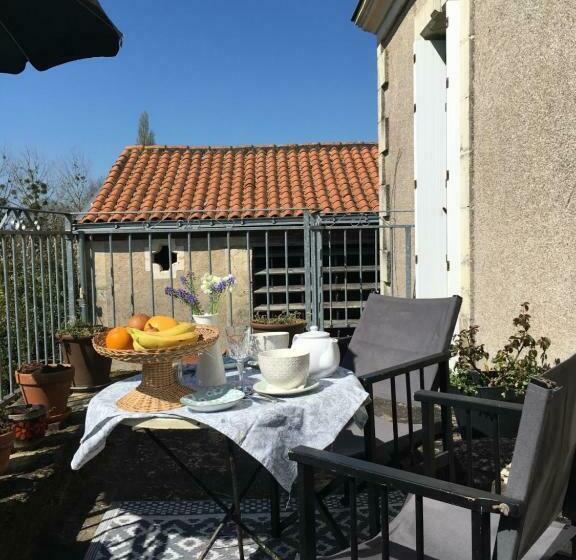 Номер Стандарт, La Maison Haute