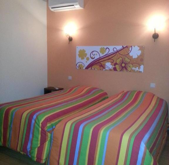 חדר סטנדרט לשלושה, Pedras Lavradas