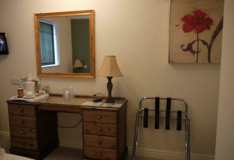 标准间, The Lodge