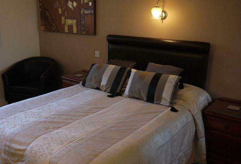 高级大房间, The Lodge