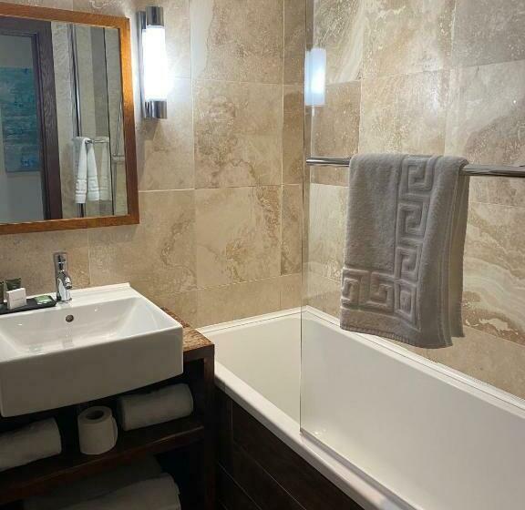 Номер Стандарт, Tomahawk Steakhouse Potto