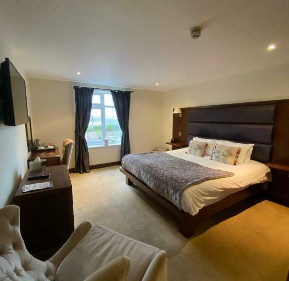 Номер Стандарт, Tomahawk Steakhouse Potto