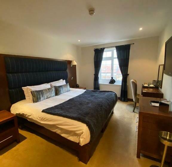 Номер Стандарт, Tomahawk Steakhouse Potto