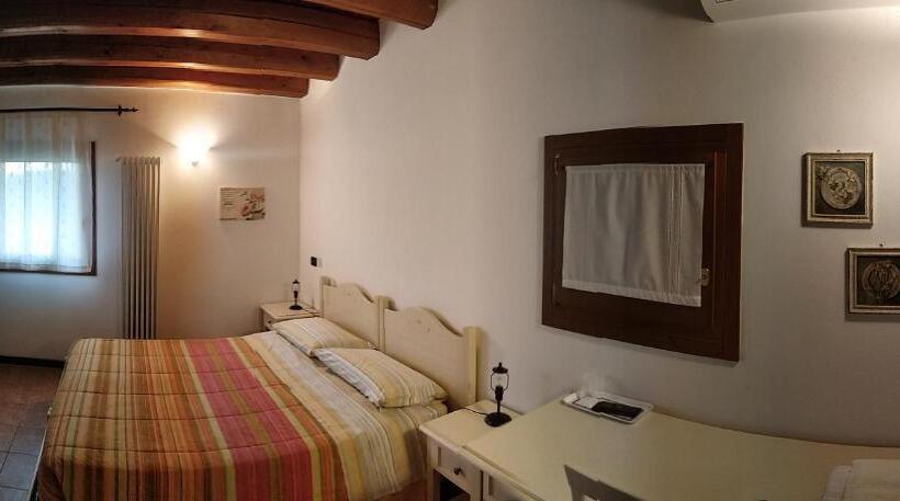 Номер Стандарт, Agriturismo L Albara   Wines, Pool & Spa
