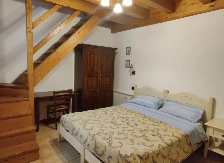 デラックスルーム, Agriturismo L Albara   Wines, Pool & Spa