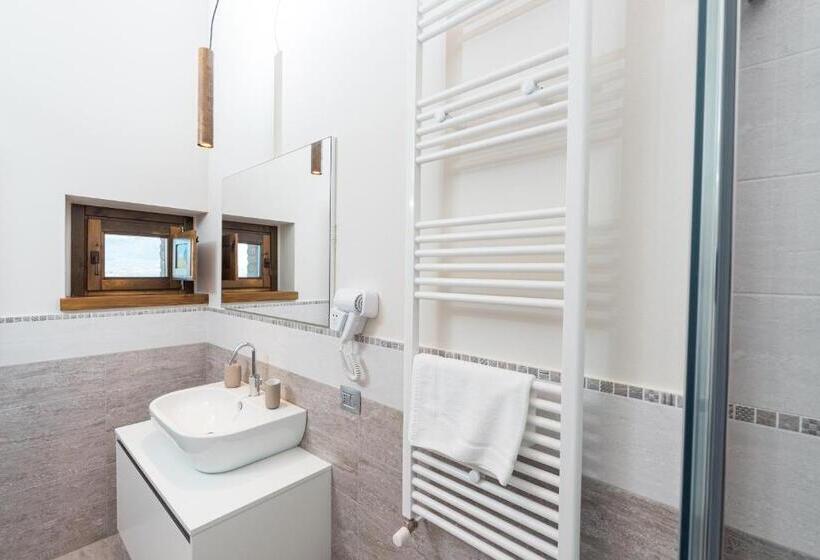 جناح سوبيريور, Fattoria Colsanto