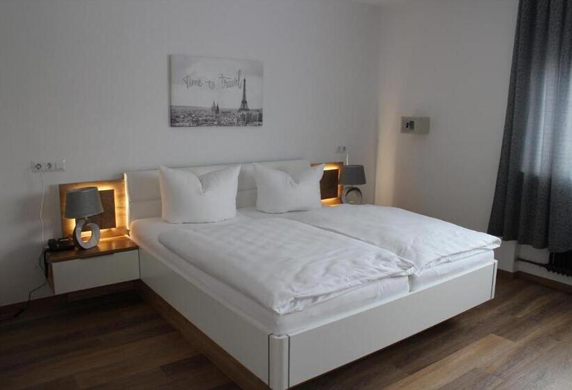 Standart Oda, Glas Schwarzwald