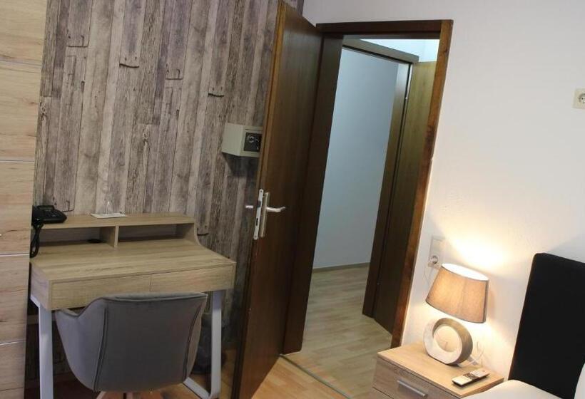 Standart Tek Kişilik Oda, Glas Schwarzwald