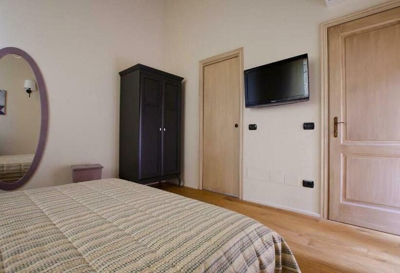 스탠다드 룸, La Rondanina