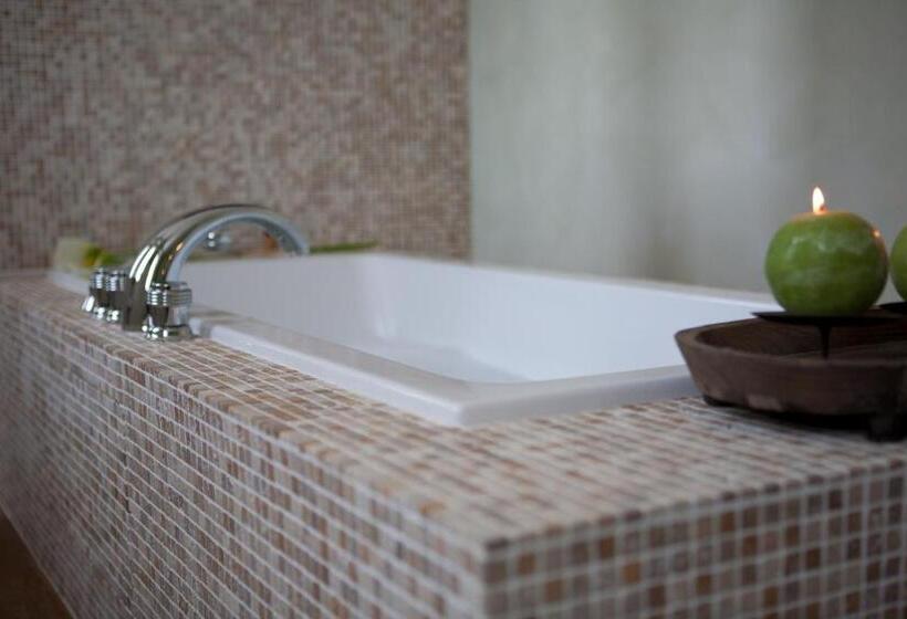 컴포트 룸, La Rondanina