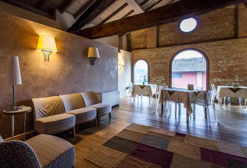 컴포트 룸, La Rondanina