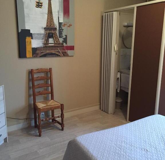 غرفة قياسية, Le Commerce