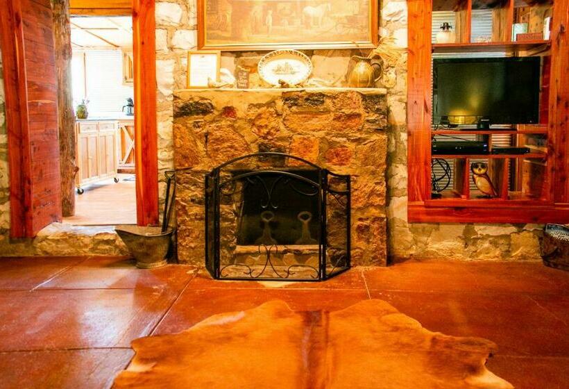 Люкс Кровать Кинг, Panther Valley Ranch