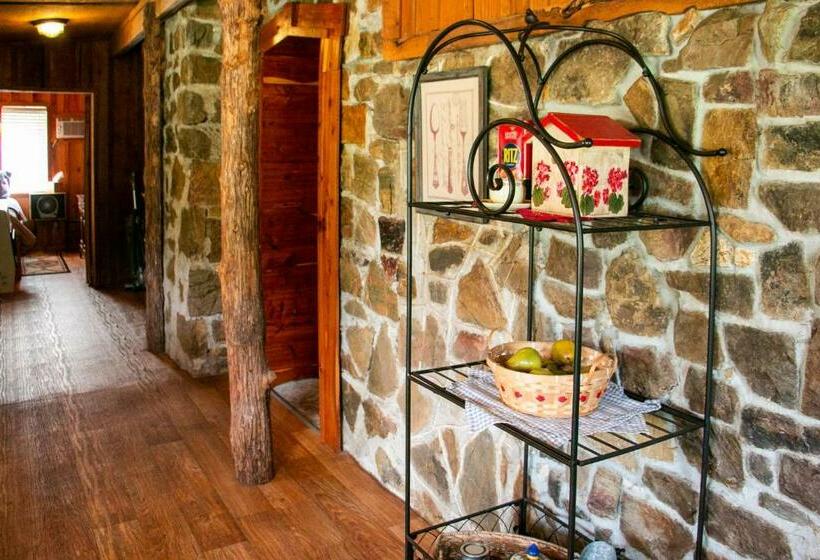 Люкс Кровать Кинг, Panther Valley Ranch