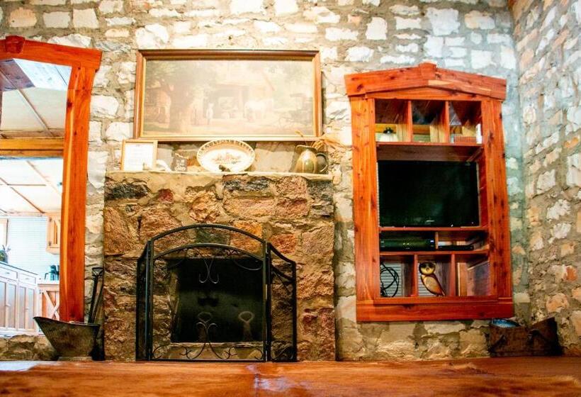 Люкс Кровать Кинг, Panther Valley Ranch