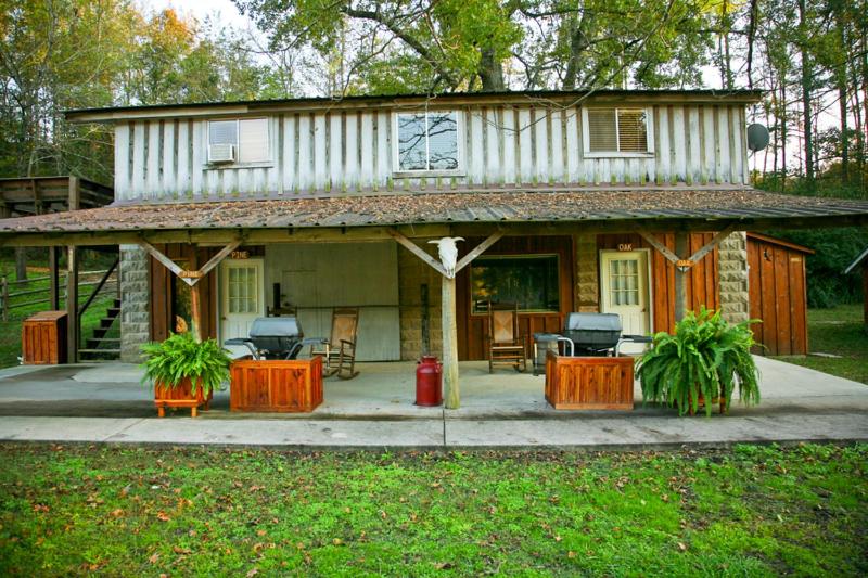 Студия Deluxe, Panther Valley Ranch