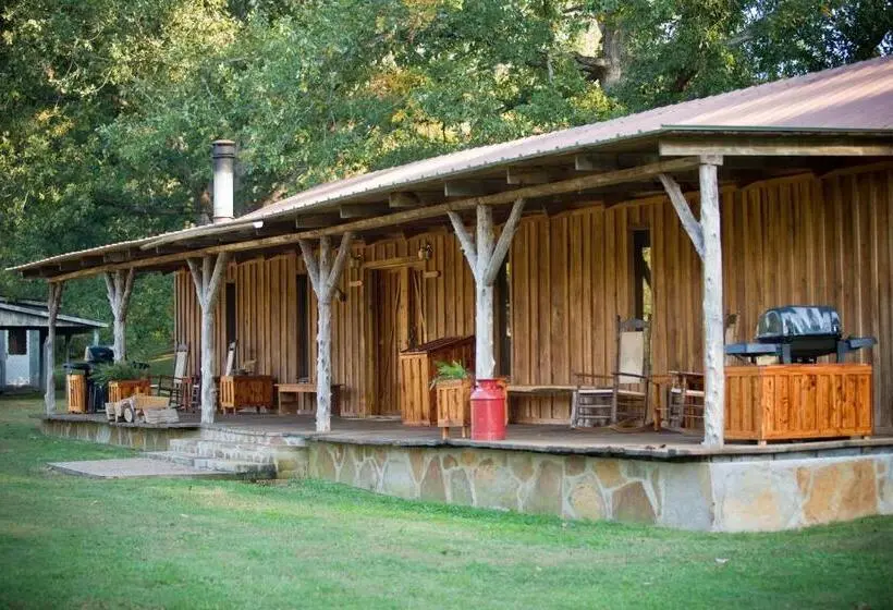 デラックススイート, Panther Valley Ranch