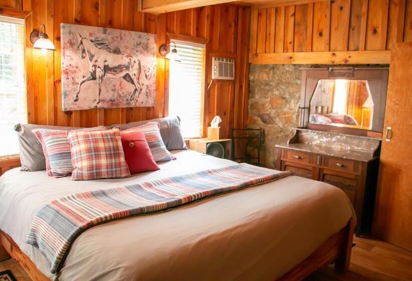 Люкс Кровать Кинг, Panther Valley Ranch