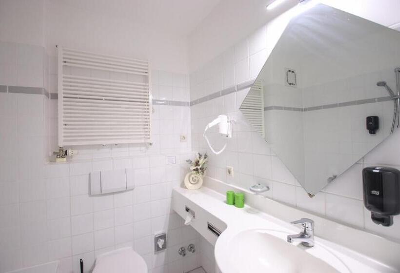 발코니 디럭스 룸, Inselhotel Kleiner Bodden