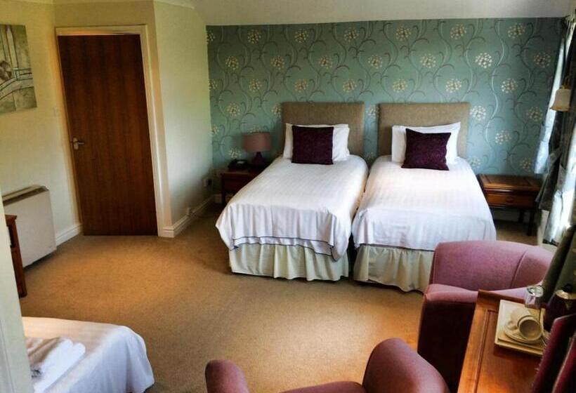 Семейный Номер, Stoke Lodge