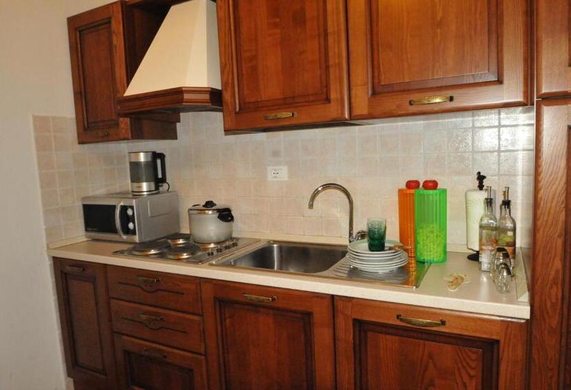 דירת חדר, Olivia B&b And Apartment