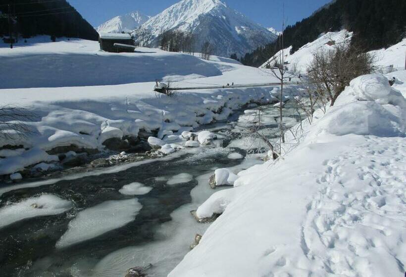 חדר סטנדרט, Adlerhorst