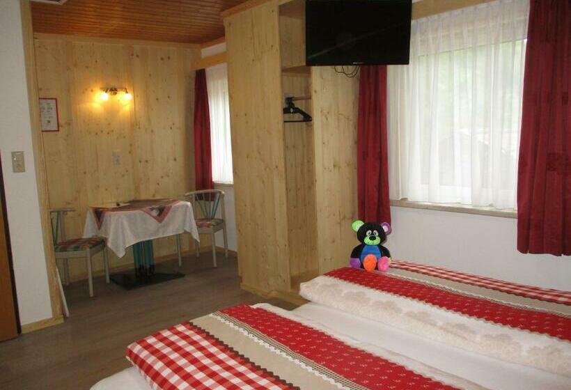 חדר סטנדרט, Adlerhorst