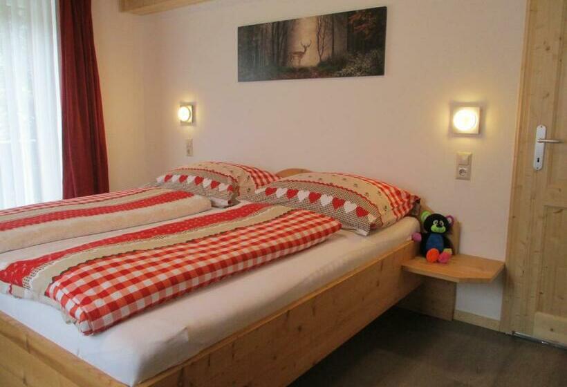 חדר סטנדרט, Adlerhorst