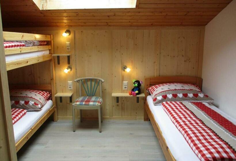 חדר משפחתי נוף להרים, Adlerhorst