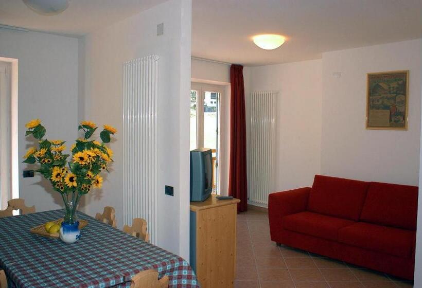 דירת שני חדרים, Residence Alice