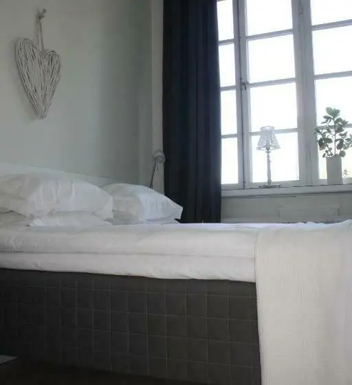 اتاق استاندارد, Wramsta B&b