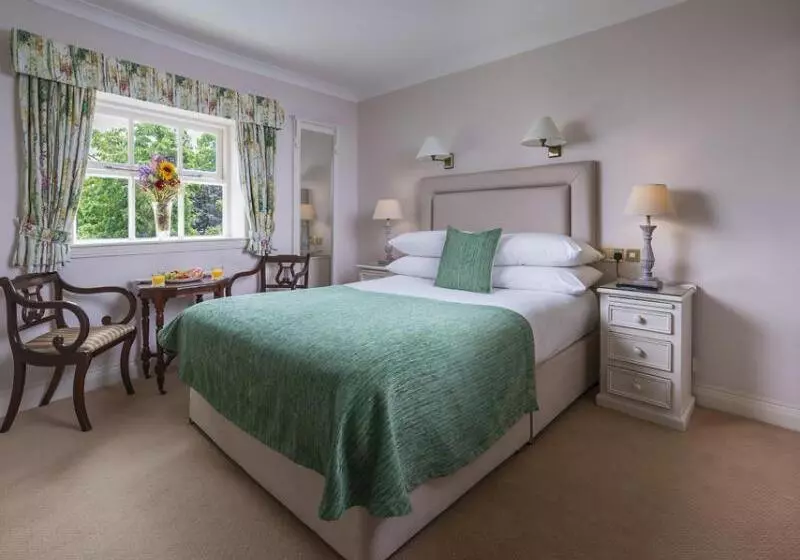 キングサイズベッドのスタンダードルーム, Dingle Benners Hotel