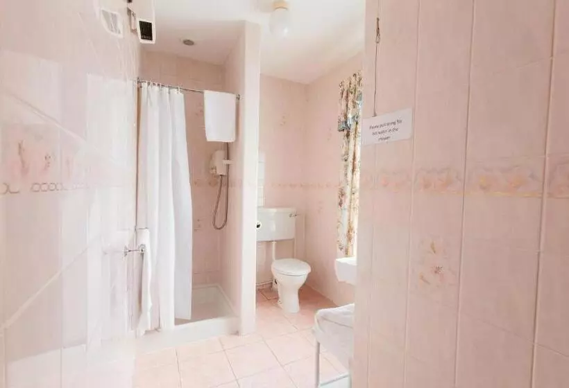 スタンダードルーム, Cawley S Guesthouse