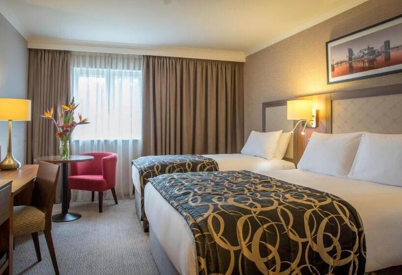 חדר משפחתי דלוקס, Clayton Hotel Belfast City