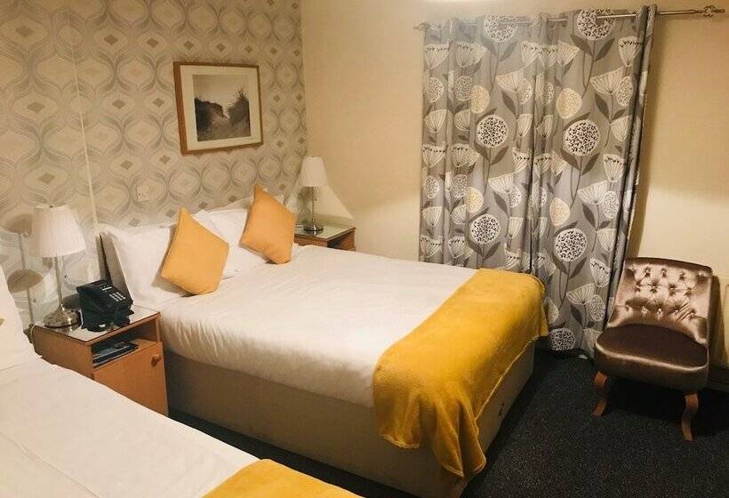 Семейный Номер, Dobbins Inn