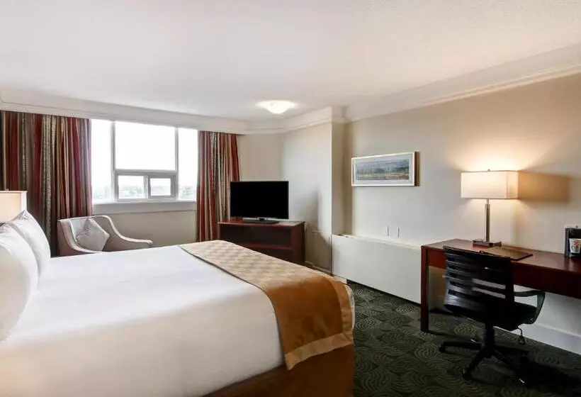 اتاق لوکس با تخت بزرگ, Edmonton Inn And Conference Centre