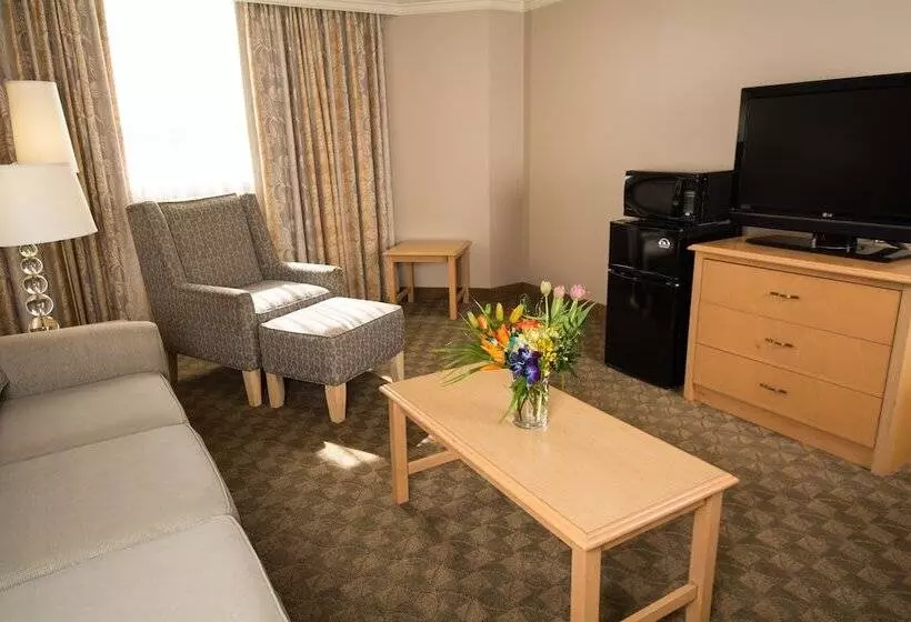 سوییت اجرایی, Edmonton Inn And Conference Centre
