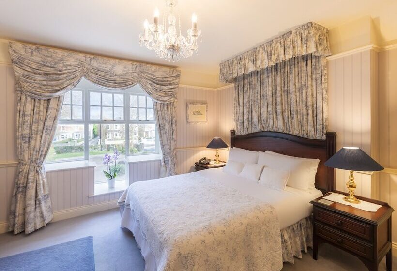 اتاق سوپریور, Fuchsia House