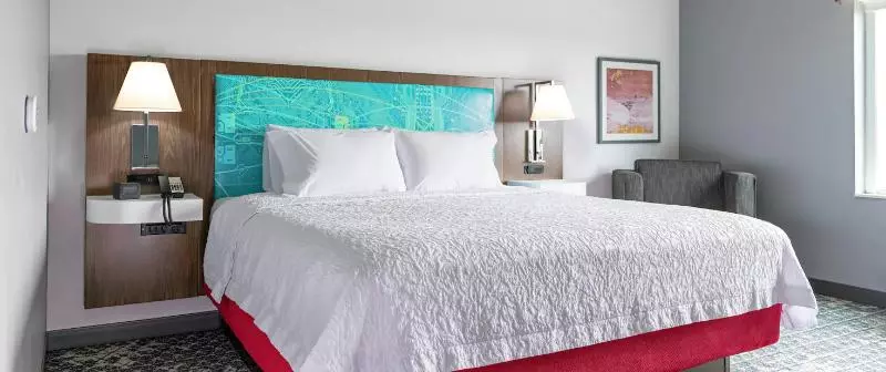 اتاق استاندارد, Hampton Inn & Suites Cathedral City