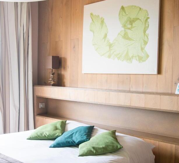 חדר סופריור, Logis Hôtel Restaurant Le Calluna