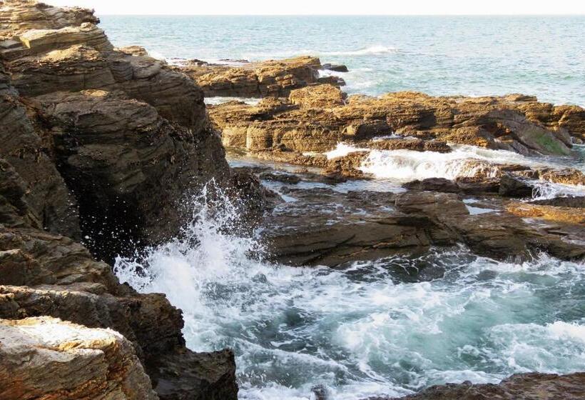 חדר סטנדרט עם נוף, Logis Hôtel Restaurant Le Calluna