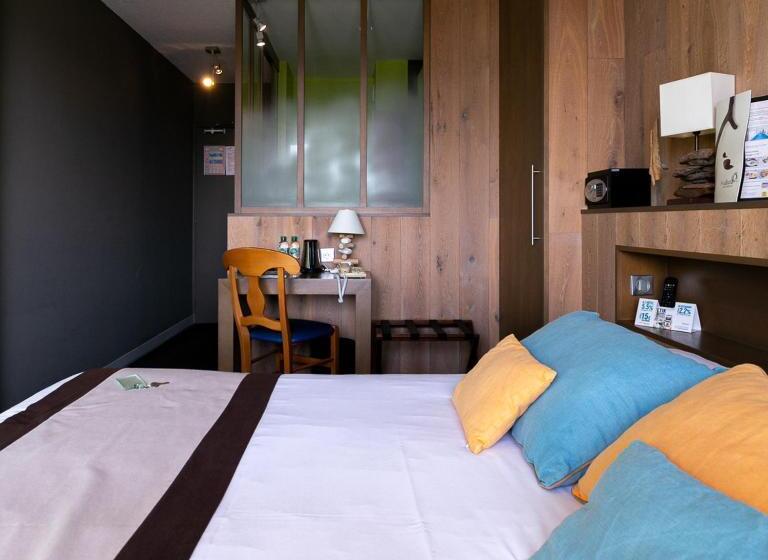 シングルデラックスルーム, Logis Hôtel Restaurant Le Calluna