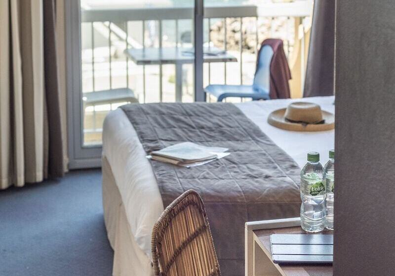 海の見えるコンフォートルーム, Logis Hôtel Restaurant Le Calluna