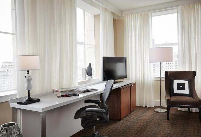 Стандартный Номер Кровать Кинг, Renaissance New Orleans Pere Marquette French Quarter Area